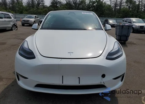 2025 Tesla Model Y z USA, uszkodzony, nr VIN 7SAYGDEE6SF304855
